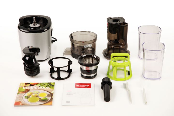 Kuvings Whole Slow Juicer REVO830 stříbrná matná Exclusive 1666348130-revo830-stribrny-komplet.jpg