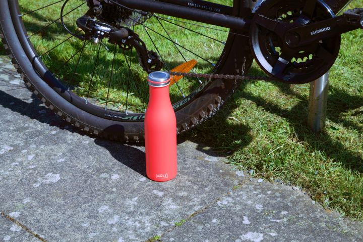 5907_rs7357-240934-isolierflasche-pink-0-5-fahrrad-lpr.jpg